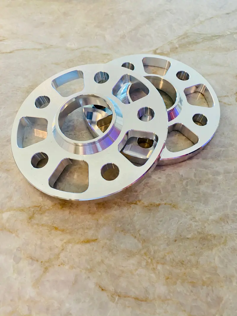 Huracan Wheel Spacers 1